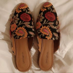 Indigo Rd. Embroidered Mules